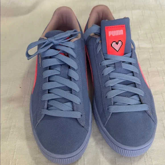 Puma Heart Accent Sneakers in Blue and Pink - Picture 1 of 7